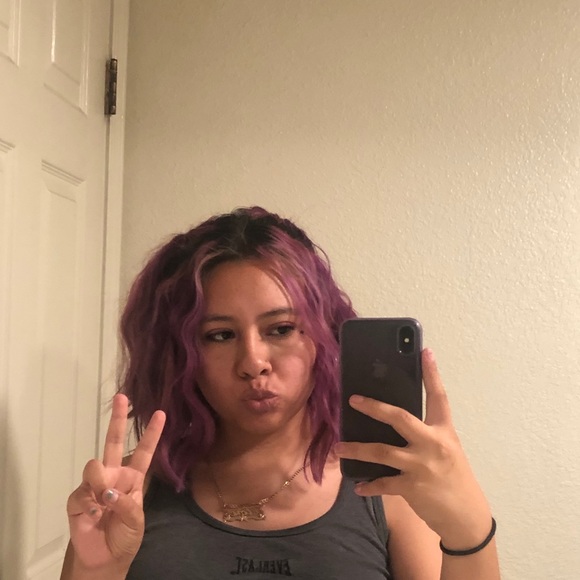 Meet your Posher, Rebeca - Picture 1 of 1